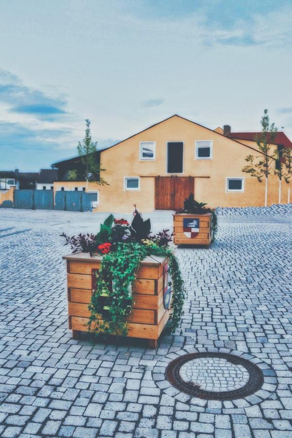 La Toskana Apartment Ihr Rueckzugsort Am Regen Zeitlarn エクステリア 写真